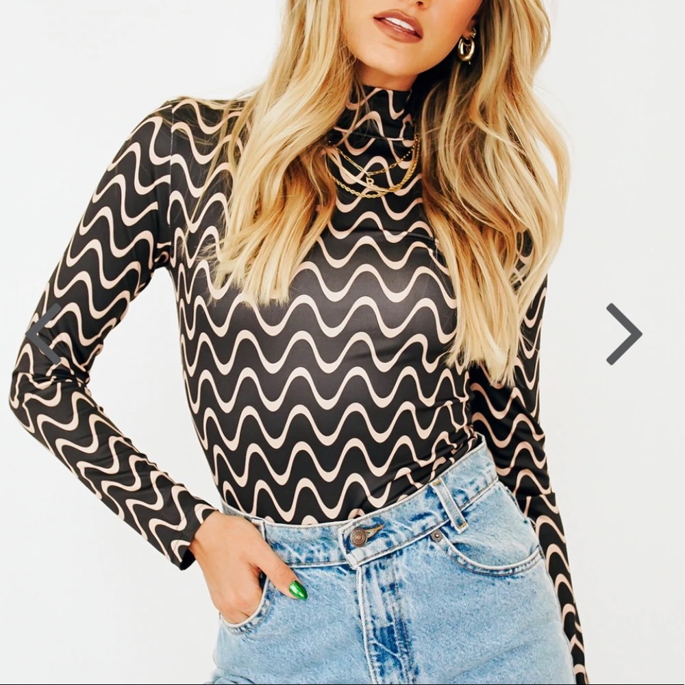 Verge Girl cute fun festival top